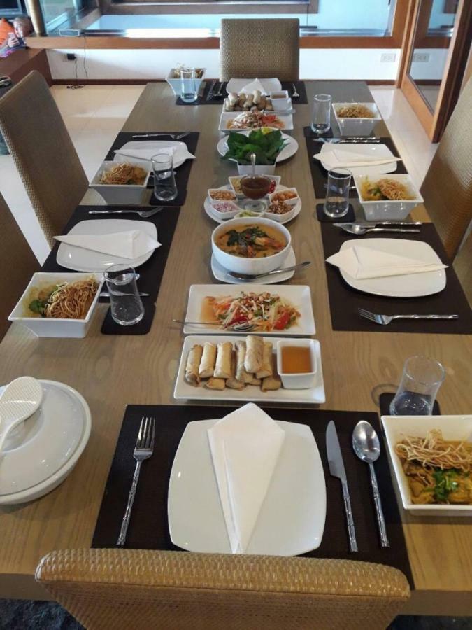 Villa Malisa 카말라 비치 외부 사진